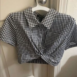 Forever 21 plaid crop button up size M